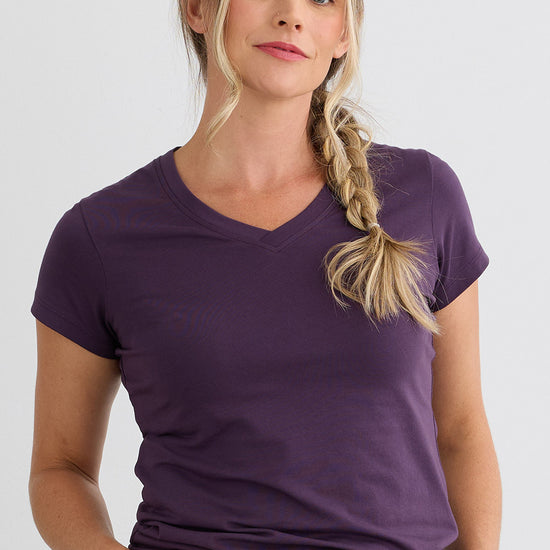 Women's Organic Cotton V-Neck T-shirt - Eggplant