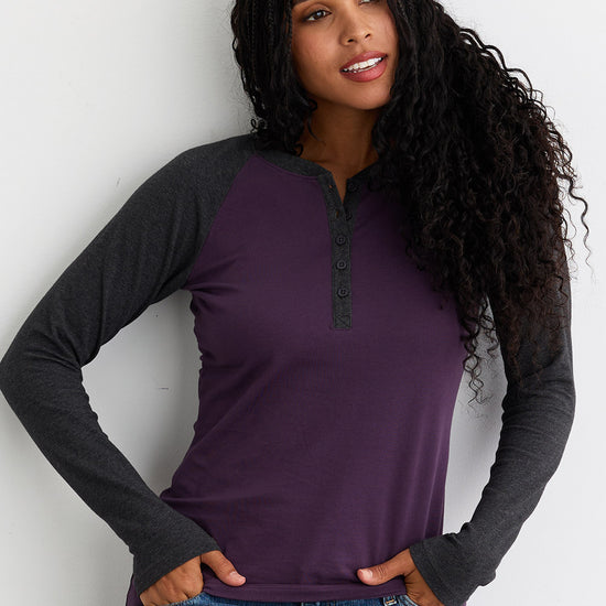 Women's Organic Cotton Long Sleeve Raglan Henley - Charcoal Eggplant