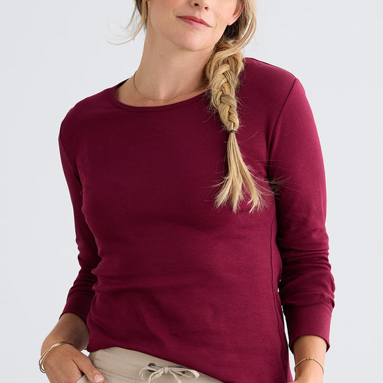Women's Luxe 100% Organic Cotton Jewel Neck Long Sleeve Tee - Wine