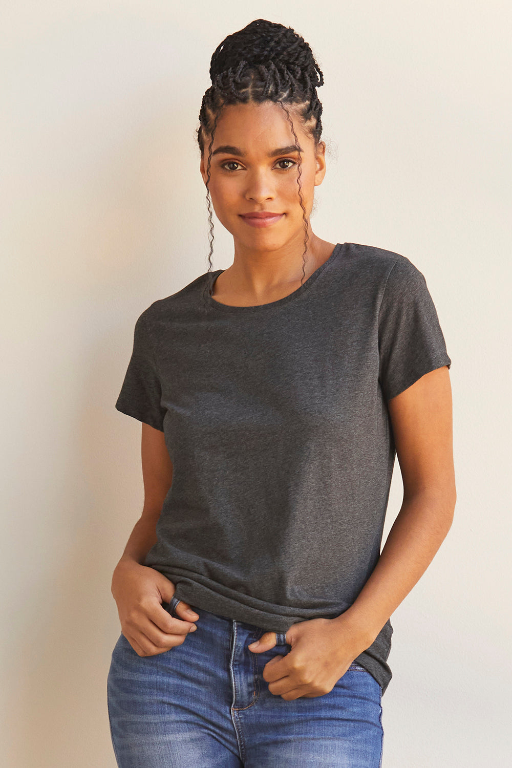 Women's 100% Organic Cotton Relaxed Crew Neck T-shirt - Dark Charcoal Heather