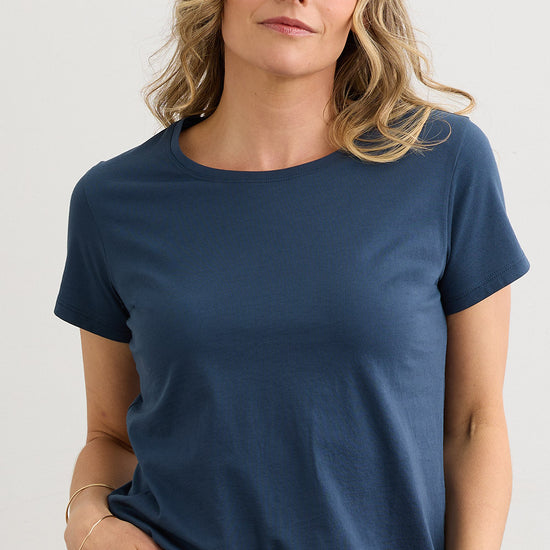 Women's 100% Organic Cotton Relaxed Crew Neck T-shirt - Indigo