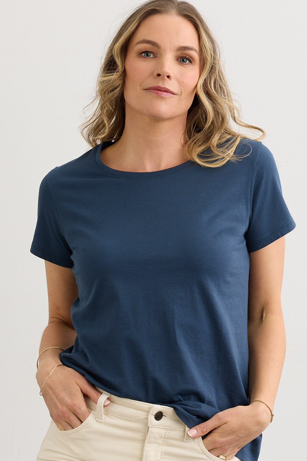 Women's 100% Organic Cotton Relaxed Crew Neck T-shirt - Indigo
