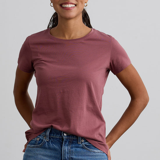 Women's 100% Organic Cotton Relaxed Crew Neck T-shirt - Soft Plum