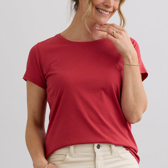 Women's 100% Organic Cotton Relaxed Crew Neck T-shirt - Vintage Red
