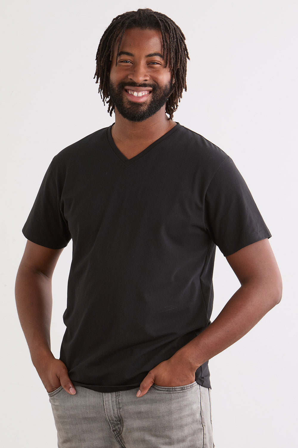 Men's Organic Cotton V-Neck T-Shirt - Black