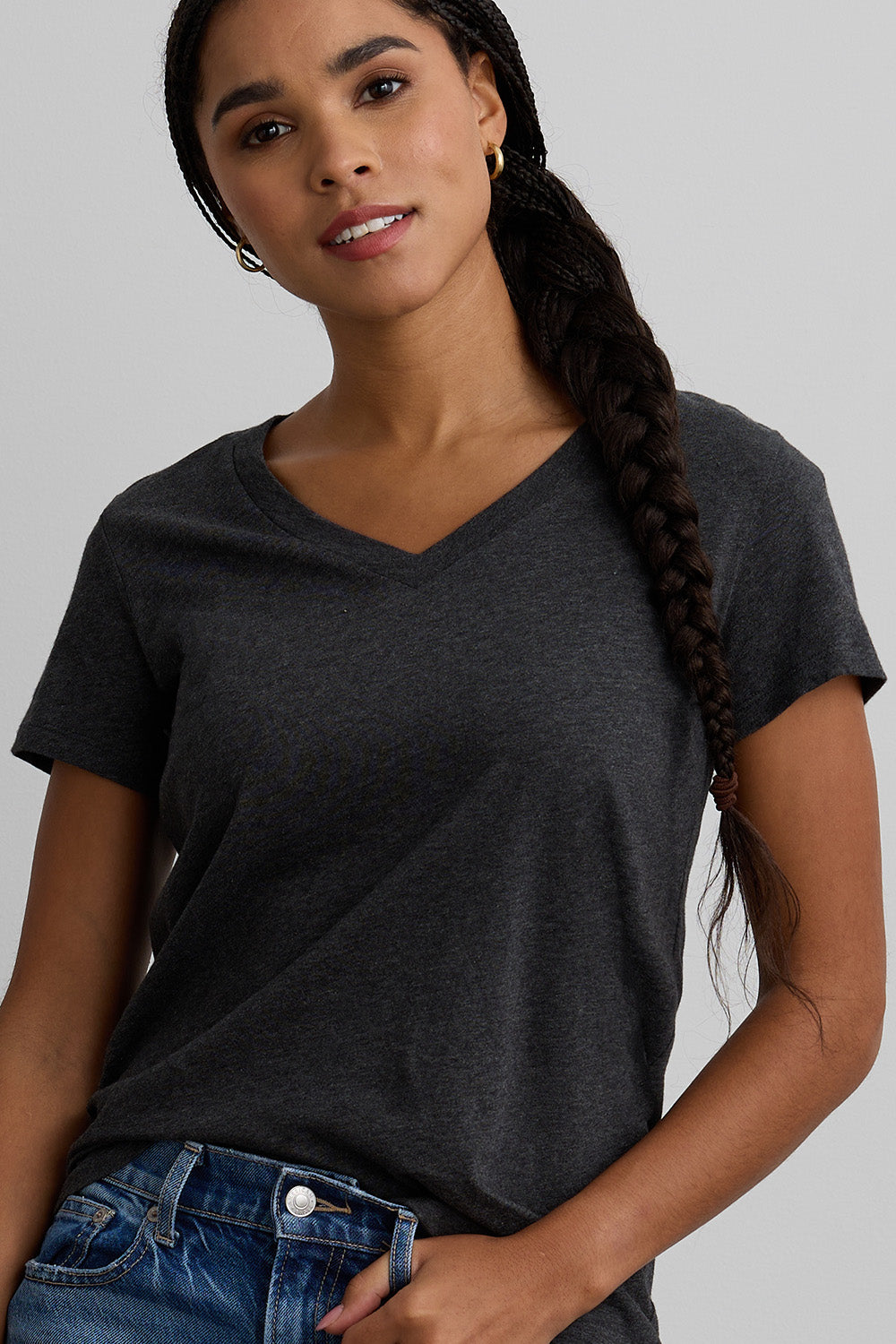 Women's 100% Organic Cotton Relaxed V-neck T-shirt - Dark Charcoal Heather
