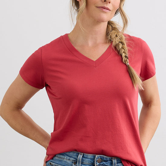 Women's 100% Organic Cotton Relaxed V-neck T-shirt - Vintage Red