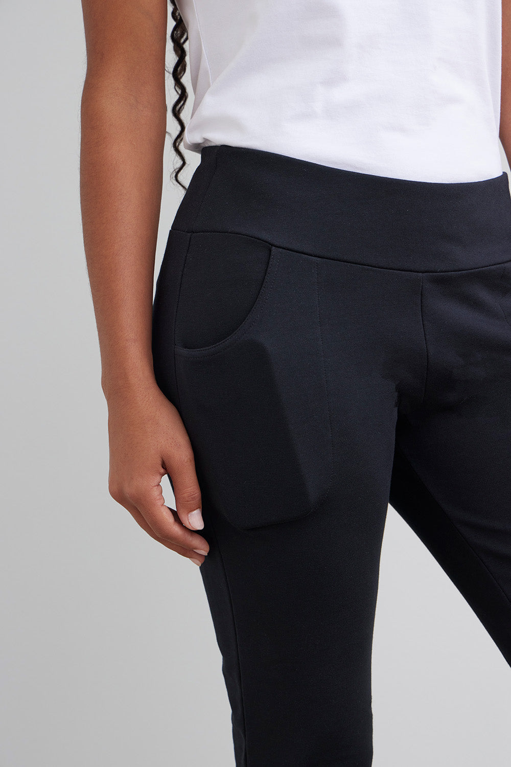 Women's Organic Knit Pants with Pockets - Black