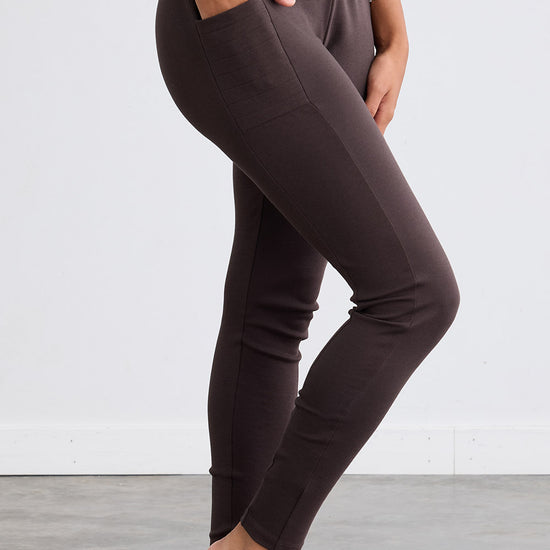 Women's Organic 100% Cotton Leggings with Pockets - Dark Chocolate