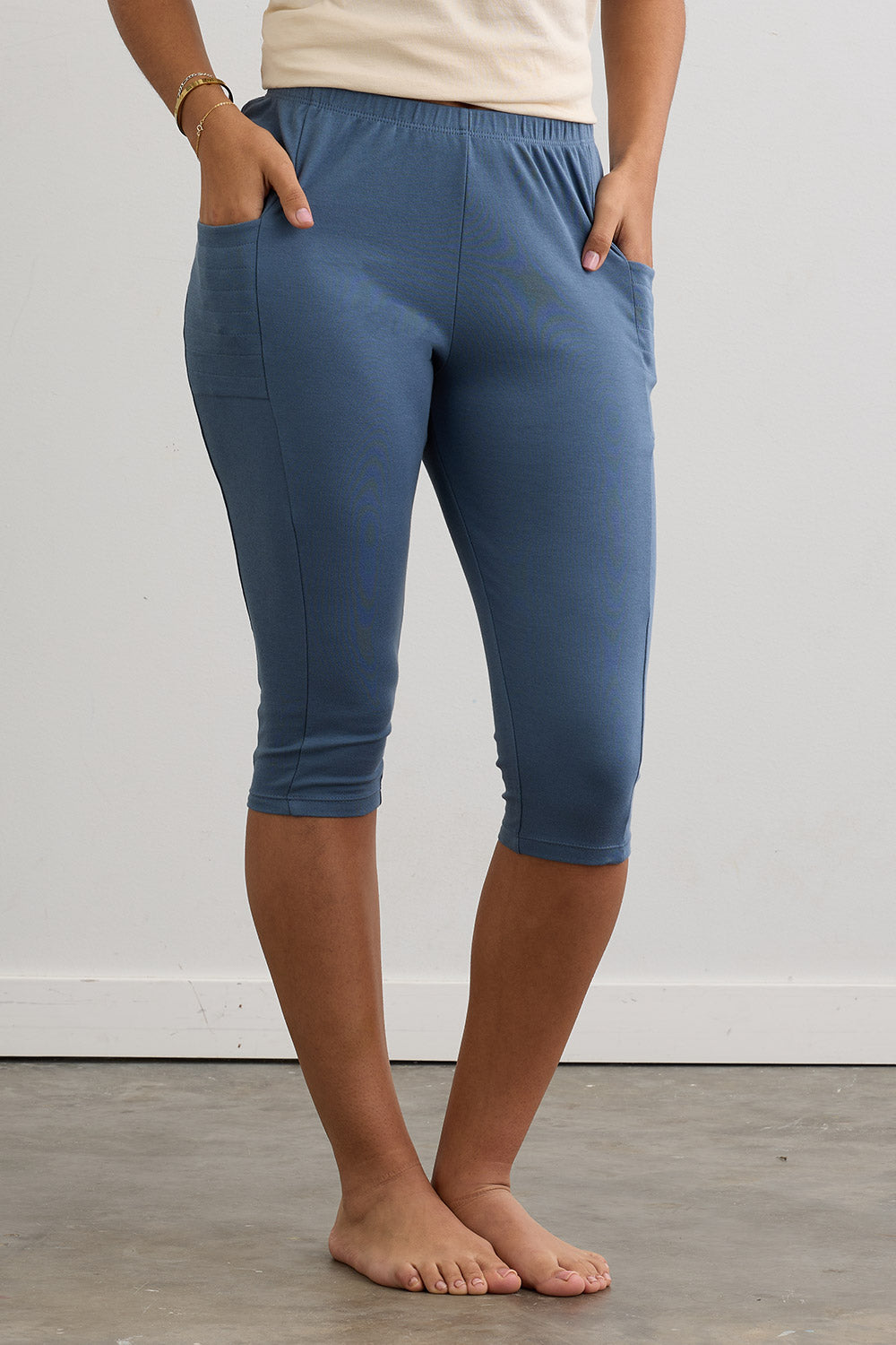Women's Organic 100% Cotton Capri Leggings with Pockets - Storm Blue