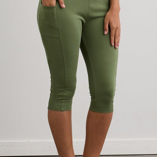 Women's Organic 100% Cotton Capri Leggings with Pockets - Willow Green