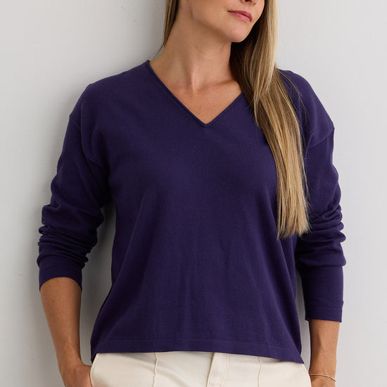 Women's Organic Cotton Relaxed V-Neck Sweater - Violet Blue