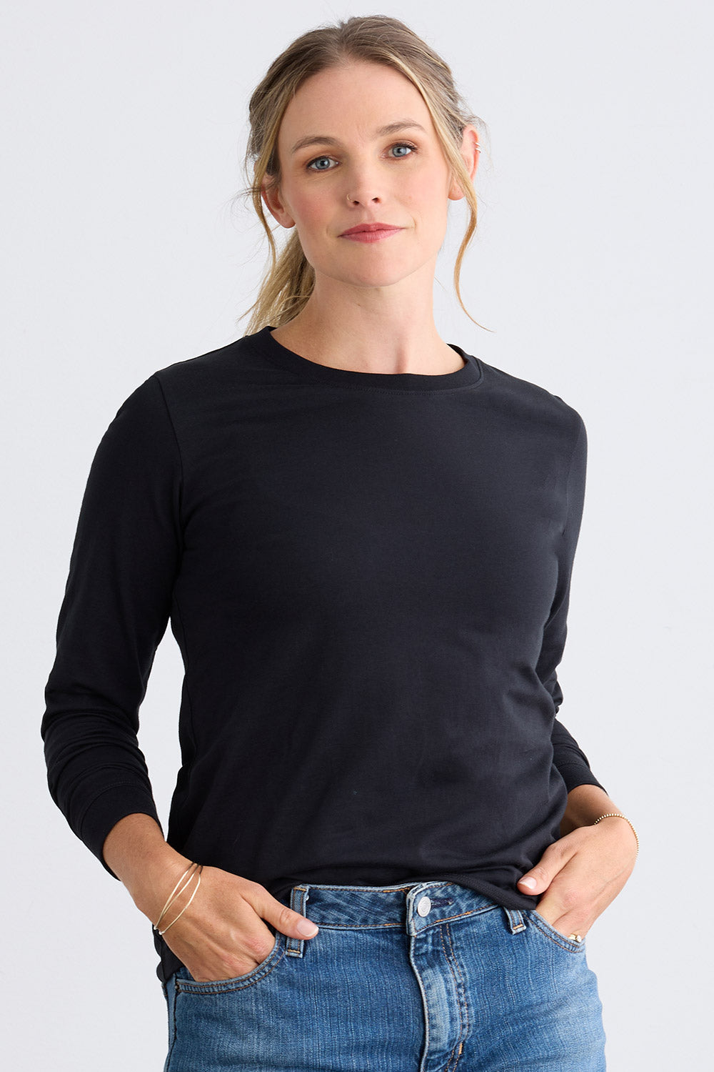 Women's Ultra 100% Organic Cotton Relaxed Long Sleeve Crew Neck T-Shirt - Black
