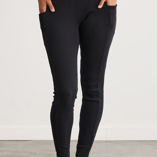 Women's Organic Blend Ribbed Leggings with Pockets - Black