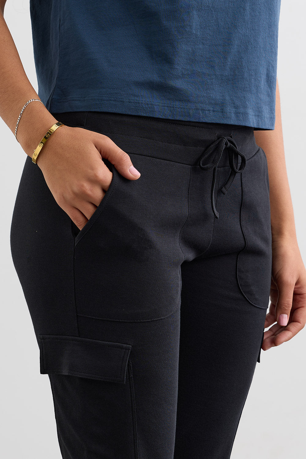 Women's 100% Organic Cotton Lightweight Jogger Cargo Pants - Black