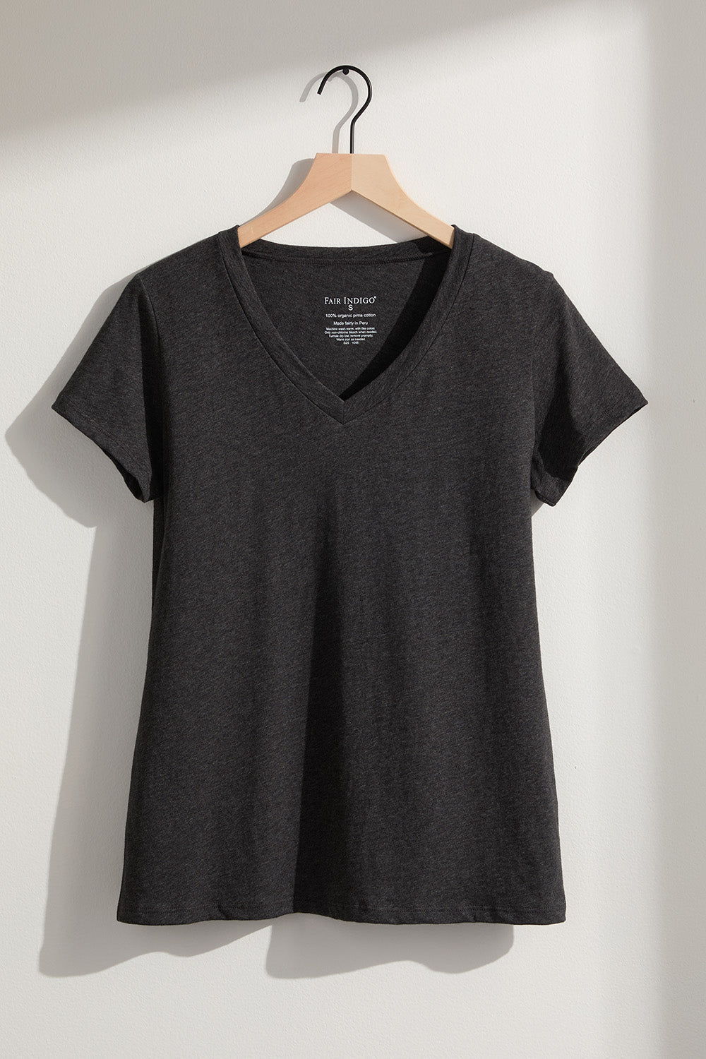 Women's 100% Organic Cotton Relaxed V-neck T-shirt - Dark Charcoal Heather